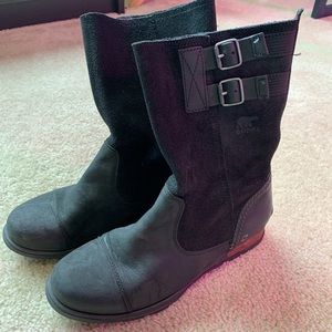 Black Sorel Mid Boot